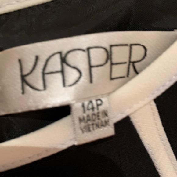 Brand new beautiful Kasper dress black in white.size : 14P - Picture 13 of 16